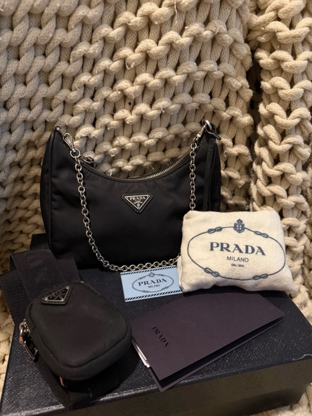 Prada Black Nylon Reedition Bag - Picture 3 of 10